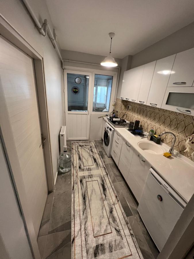 Kadikoy Yeldegirmeni Rahat Homestay Istanbul